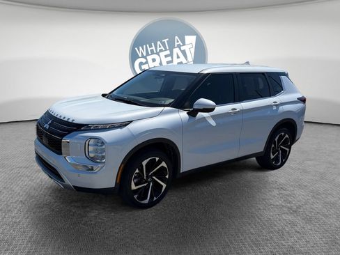 Used 2024 Mitsubishi Outlander SE AWD/4WD image 8
