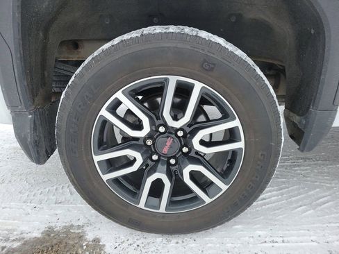 Used 2019 GMC Sierra 1500 AT4 w/ AT4 Premium Package AWD/4WD image 5