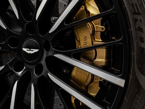 Used 2023 Aston Martin DBX 707 image 22