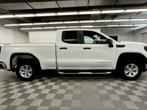 Used 2022 GMC Sierra 1500 Pro w/ Pro Value Package AWD/4WD image 15