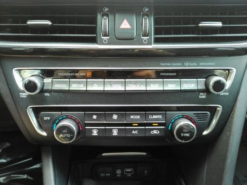 Used 2020 Kia Optima Premium FWD image 45