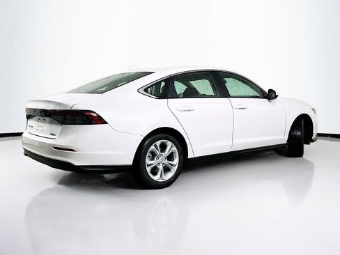 Used 2025 Honda Accord LX image 7