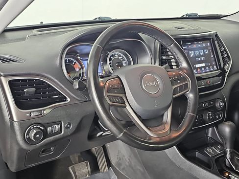 Used 2020 Jeep Cherokee Limited FWD image 15