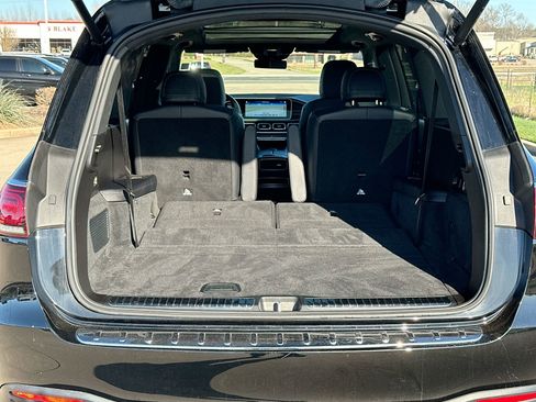 Used 2023 Mercedes-Benz GLS 450 4MATIC image 22