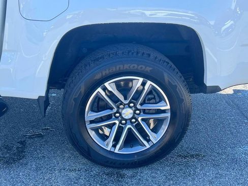 Used 2021 Chevrolet Colorado W/T w/ Custom Special Edition AWD/4WD image 8