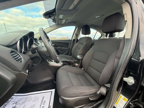 Used 2012 Chevrolet Cruze LT image 8