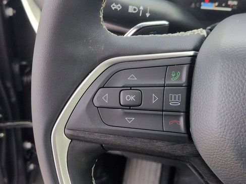 New 2026 Jeep Grand Cherokee Altitude AWD/4WD image 19