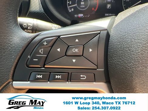 Used 2023 Nissan Kicks SV FWD image 27