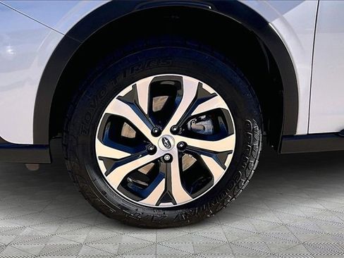 Used 2022 Subaru Outback Limited image 8