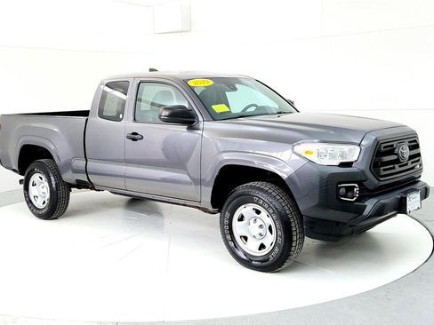 Certified 2019 Toyota Tacoma SR image 7