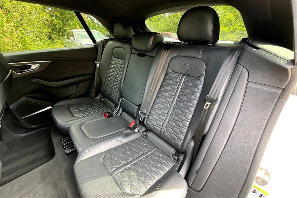 Used 2023 Audi RS Q8 AWD/4WD image 36