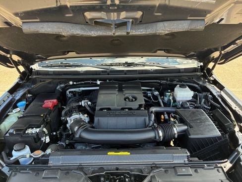 Used 2026 Nissan Frontier PRO-4X AWD/4WD image 27