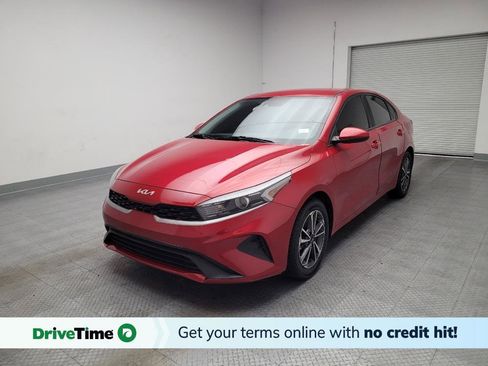 Used 2022 Kia Forte LXS FWD image 1