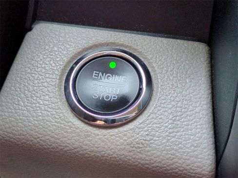 Used 2020 Ford F150 Limited image 27