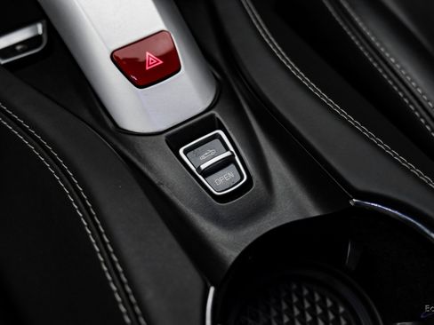 Used 2016 Ferrari California T image 60