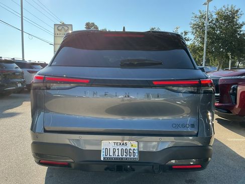 Certified 2026 INFINITI QX60 Autograph w/ Dark Cargo Package image 4