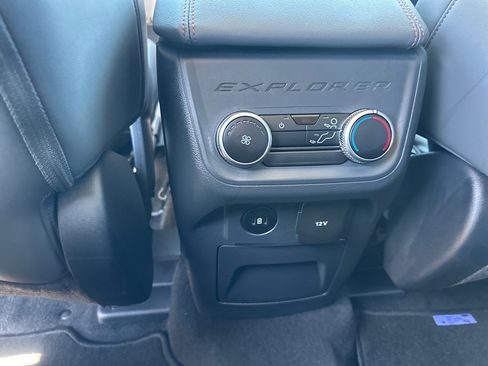 New 2025 Ford Explorer Active w/ Active Comfort Package image 33