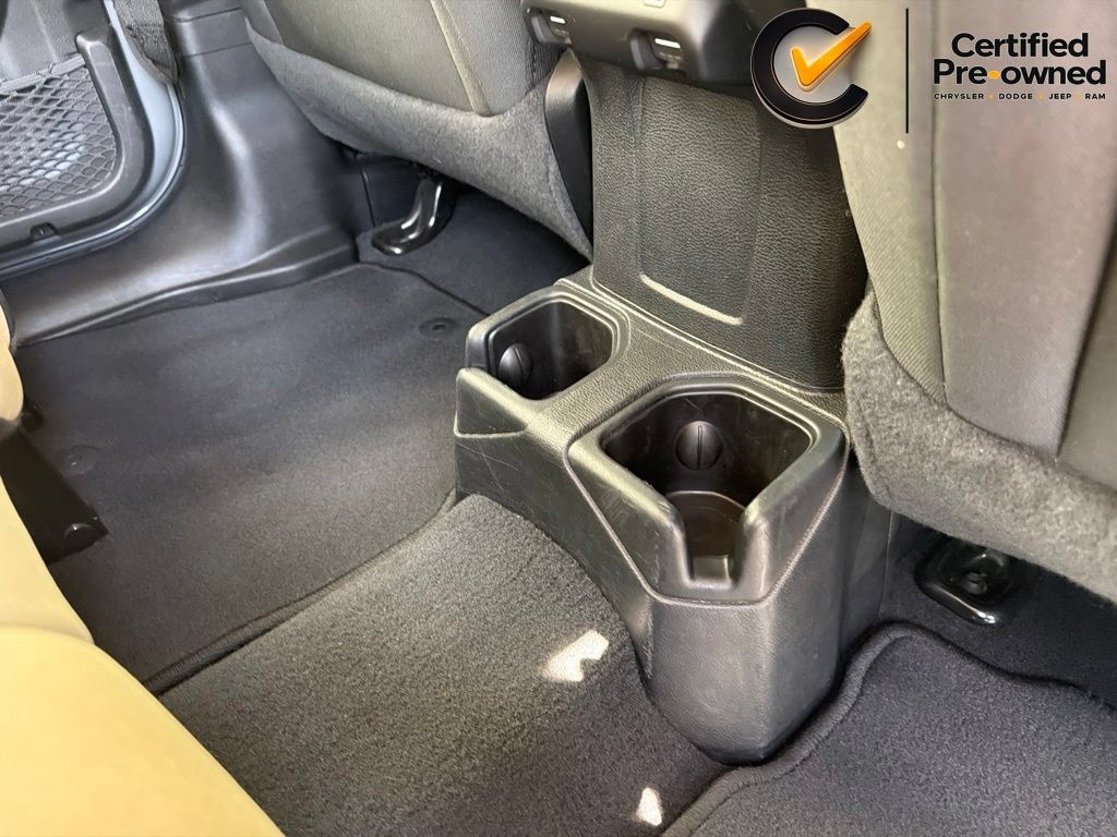 Certified 2022 Jeep Wrangler Unlimited Sport AWD/4WD image 23