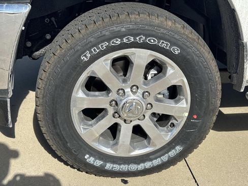 New 2026 RAM 2500 Laramie AWD/4WD image 3