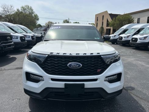 Certified 2023 Ford Explorer ST w/ Equipment Group 401A AWD/4WD image 2