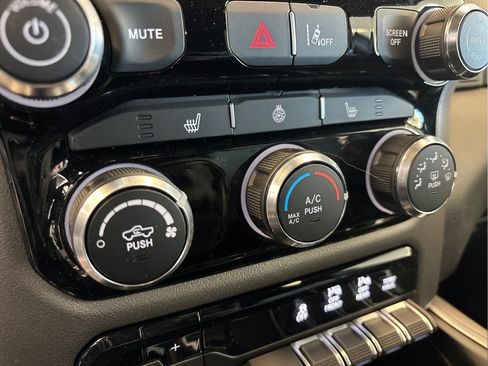 New 2026 RAM 1500 Big Horn w/ Night Edition AWD/4WD image 10