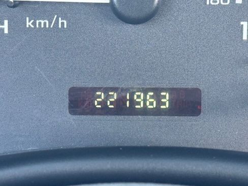 Used 2005 Chevrolet Malibu Classic image 23