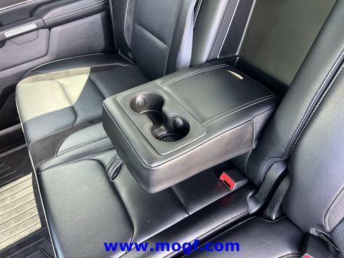 Used 2023 RAM 1500 Laramie AWD/4WD image 22