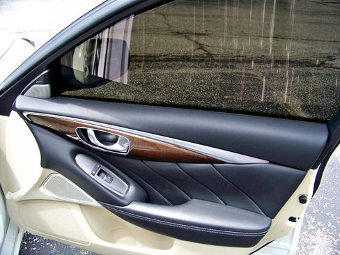 Used 2018 INFINITI Q50 Luxe w/ Cargo Package (L95) image 19