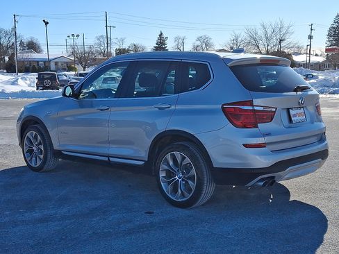 Used 2017 BMW X3 xDrive28i image 4