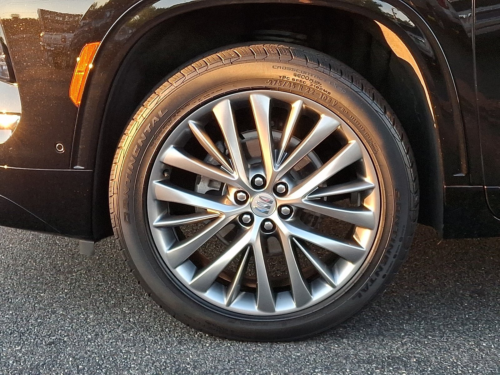 Certified 2025 Buick Enclave Avenir w/ Super Cruise Package AWD/4WD image 8