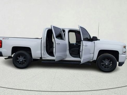 Used 2017 Chevrolet Silverado 1500 LT w/ All Star Edition AWD/4WD image 14