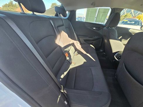 Used 2023 Chevrolet Malibu LT image 14