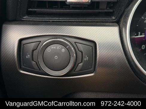 Used 2022 Ford Mustang Coupe RWD image 32