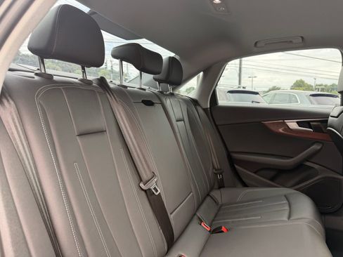 Used 2022 Audi A4 2.0T Premium w/ Convenience Package AWD/4WD image 30