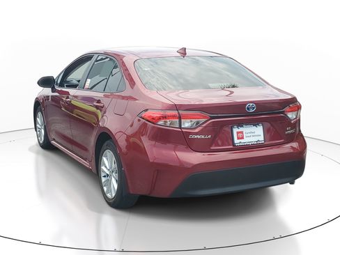 Certified 2023 Toyota Corolla LE w/ LE Convenience Package FWD image 4