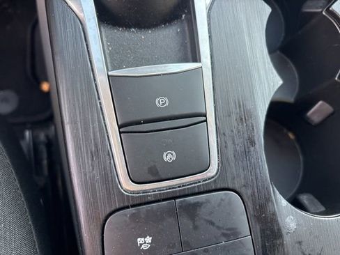 Used 2023 Ford Escape Active image 37