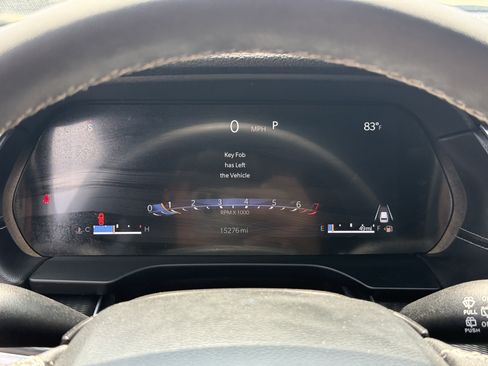 Used 2025 Jeep Grand Cherokee Laredo RWD image 19