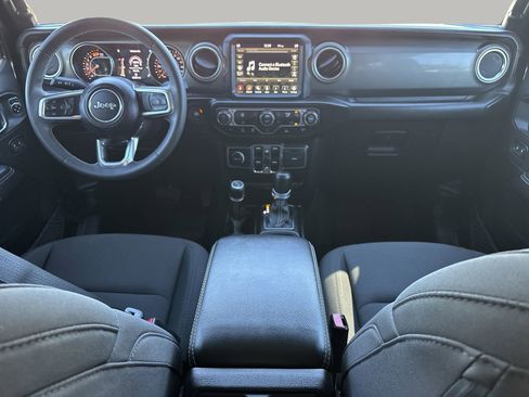 Used 2023 Jeep Wrangler Sahara image 12