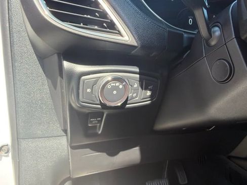 Used 2019 Lincoln Nautilus Reserve AWD/4WD image 11