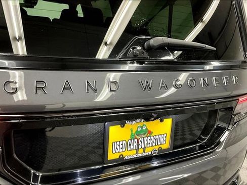 Used 2024 Jeep Grand Wagoneer L Series II w/ Quick Order Packagew 28T AWD/4WD image 9