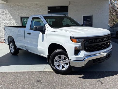 Used 2025 Chevrolet Silverado 1500 W/T RWD image 1