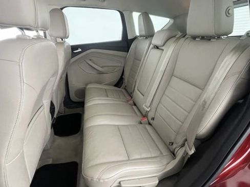 Used 2015 Ford Escape Titanium image 43