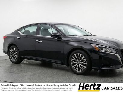 Used 2025 Nissan Altima 2.5 SV