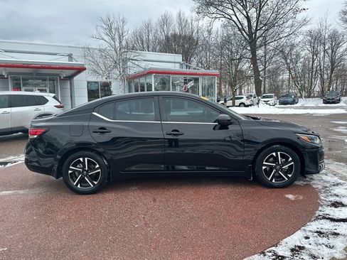 Used 2024 Nissan Sentra SV w/ All-Weather Package image 6