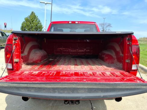 Used 2012 RAM 1500 Express image 9