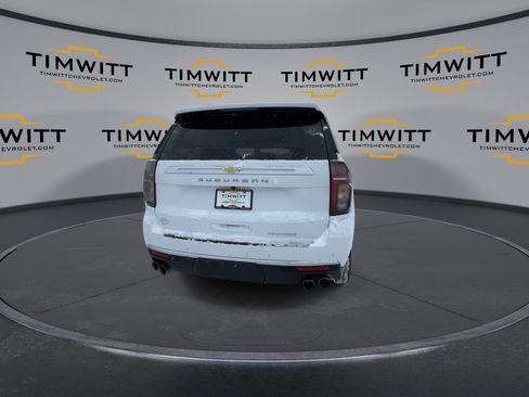 Used 2024 Chevrolet Suburban Premier image 8