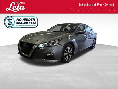 Used 2022 Nissan Altima 2.5 SV w/ SV Premium Package
