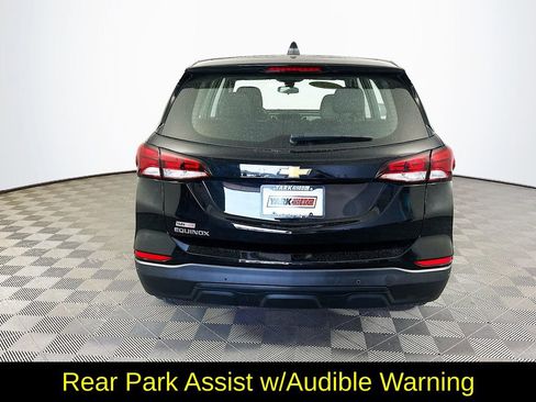 Used 2024 Chevrolet Equinox LS w/ Driver Confidence II Package FWD image 9
