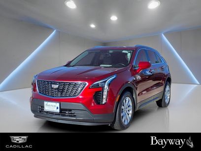 Certified 2023 Cadillac XT4 Luxury w/ Cold Weather Package