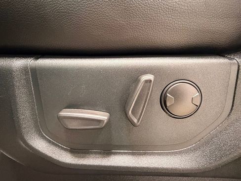 Used 2020 Ford F250 Lariat image 28